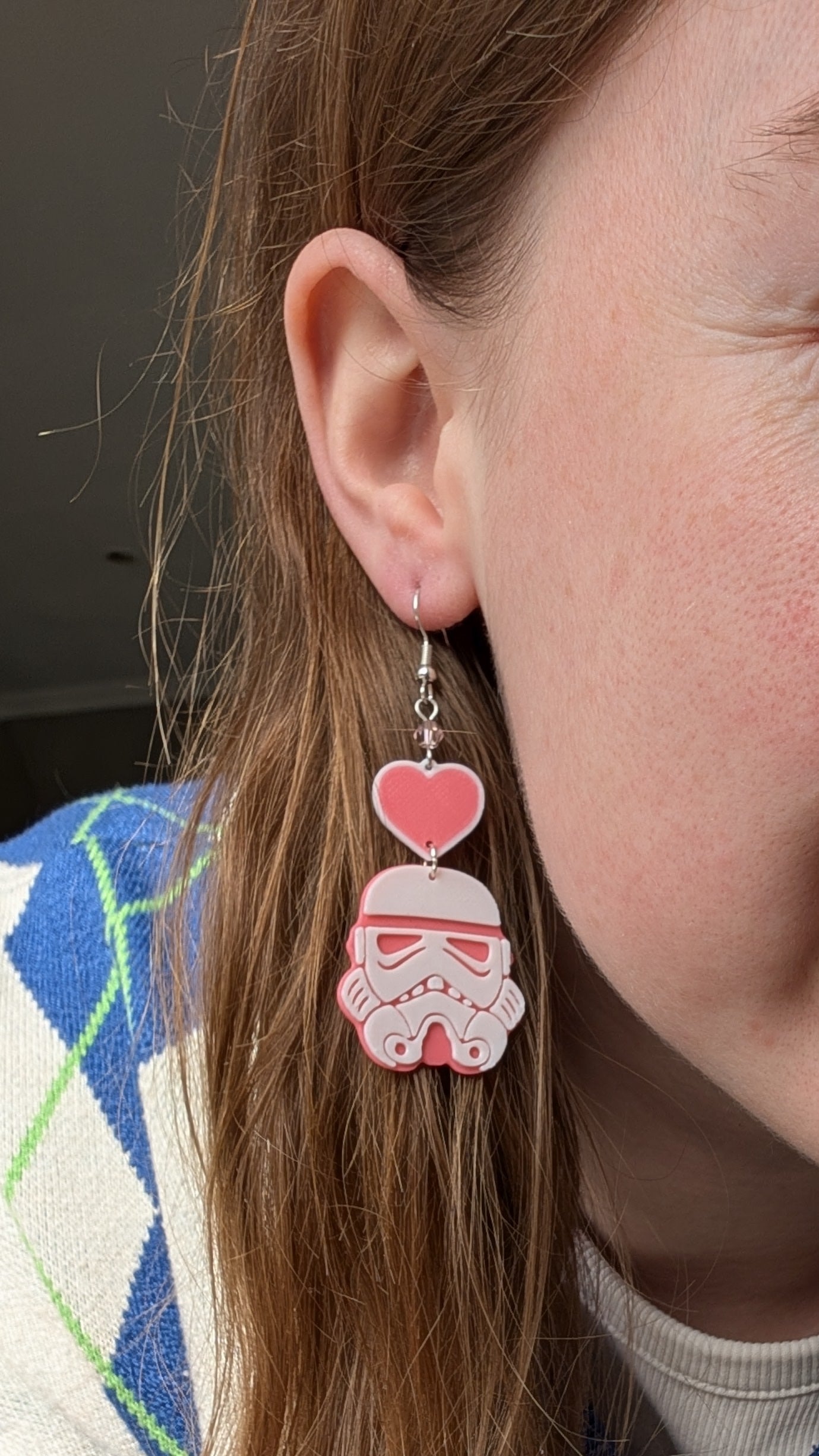 Stormtrooper roze hart oorbellen